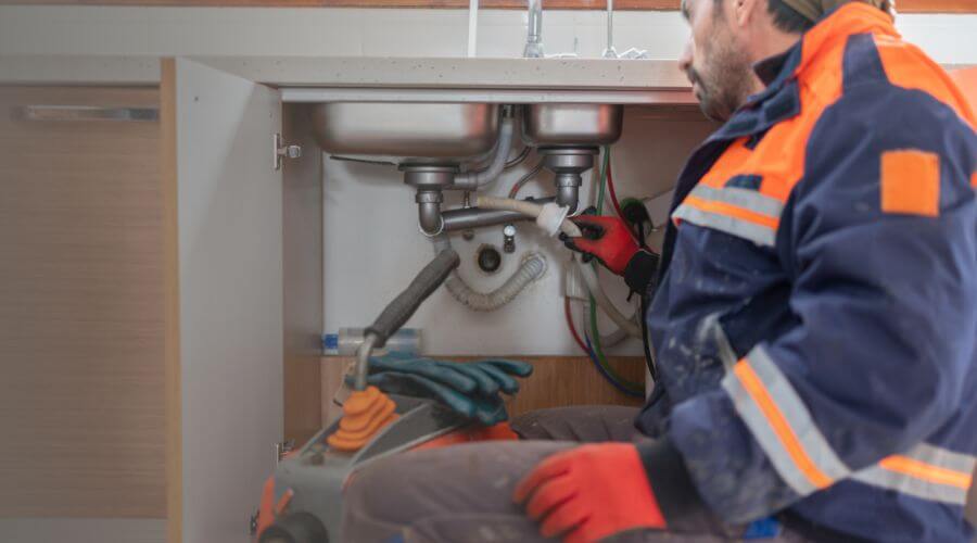Professional slab leak plumber services in Liverpool, TX